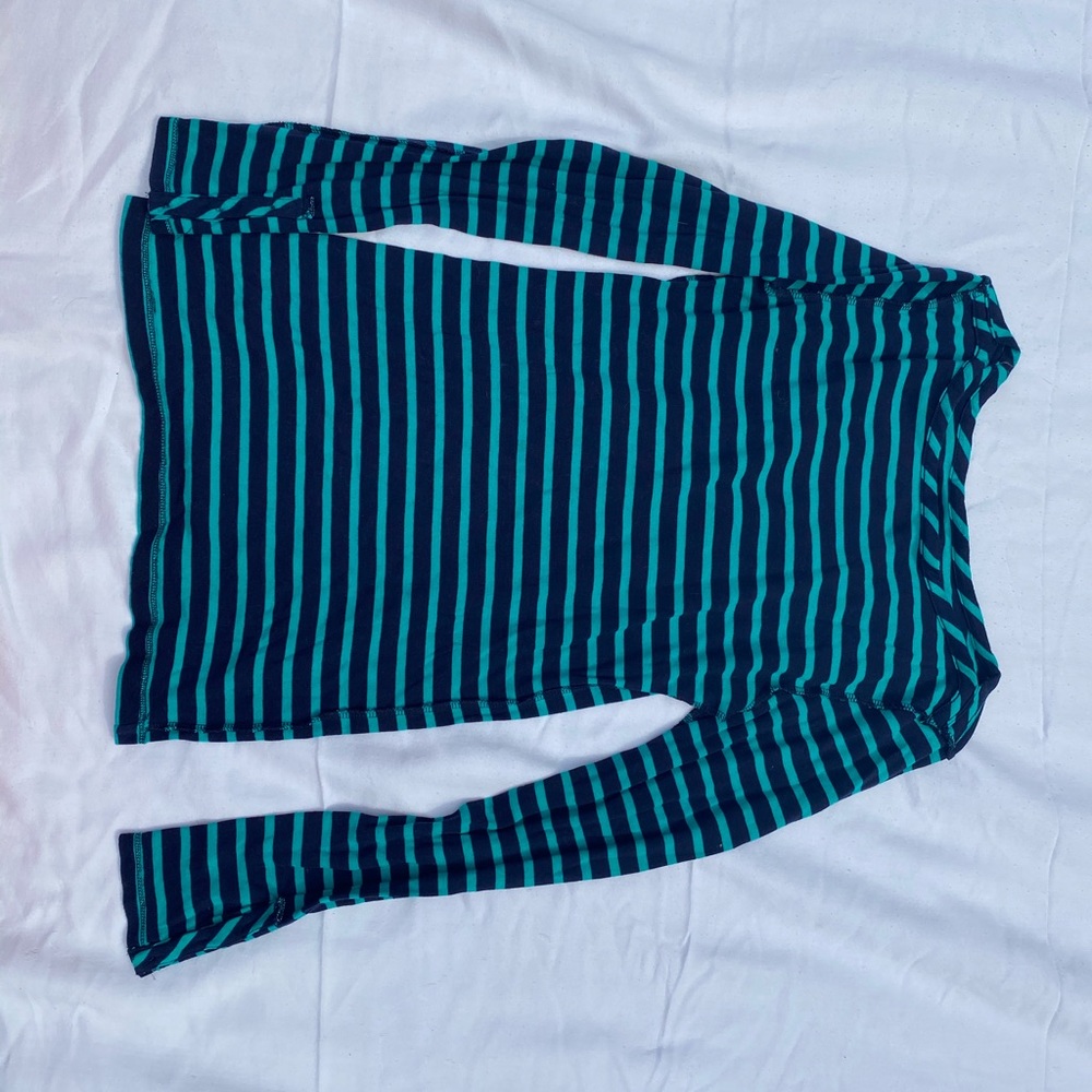 Gap stripped shirt